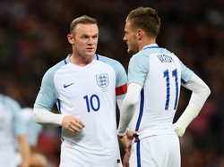 Hodgson Bantah Ada Konflik Antara Rooney dan Vardy