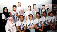 Para Pemain Film Jilbab Traveler: Love Sparks in Korea