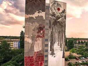 Mural Berdarah di Berlin Tuai Kontroversi Mural Berdarah di Berlin Tuai Kontroversi