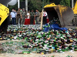 Polisi: Korban Tewas Miras Oplosan di Cakung 6 Orang, 4 Lainnya Dirawat