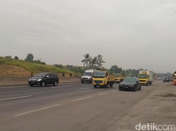 Jelang Demo Depan Istana, Arus Lalin Bandung Arah Jakarta Lancar