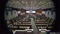 DPR Sahkan UU Tax Amnesty dan APBNP 2016