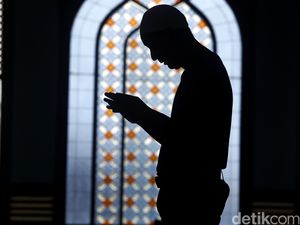 Waktu Sholat Lailatul Qadar Lengkap dengan Niat dan Tata Caranya Waktu Sholat Lailatul Qadar Lengkap dengan Niat dan Tata Caranya