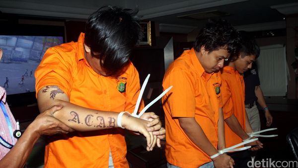 Ini Para Tersangka Kerusuhan Sepakbola di GBK