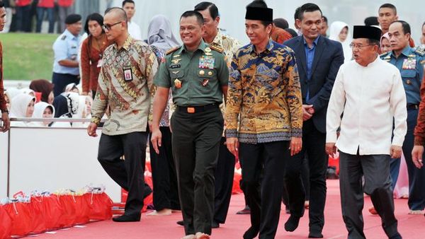 Jokowi Silaturahmi dengan Keluarga Besar TNI