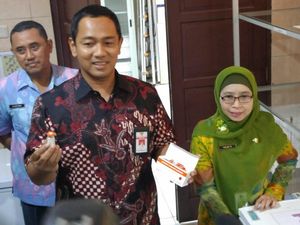 Warga Semarang yang Bayinya Disuntik Vaksin Palsu Harap Mengadu ke Dinkes