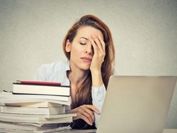 Menkes Anjurkan 3 Menit Peregangan Fisik Saat di Kantor