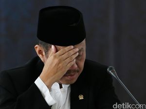 Pimpinan KY Didesak Mundur, Aidul: Kesalahan Saya di Mana? Pimpinan KY Didesak Mundur, Aidul: Kesalahan Saya di Mana?