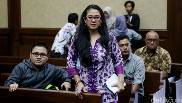 Sidang Lanjutan Damayanti