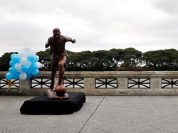 Patung Messi Diresmikan di Buenos Aires