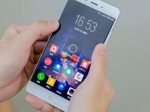 Dilarang Pakai Teknologi Amerika, ZTE: Keterlaluan! Dilarang Pakai Teknologi Amerika, ZTE: Keterlaluan!