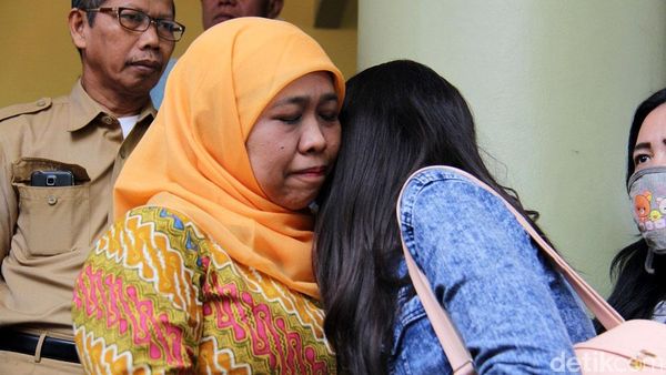 Mensos Pulangkan 95 Wanita Tuna Sosial