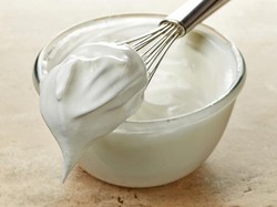 Punya Sisa Whipped Cream? Manfaatkan dengan Beragam Cara Ini