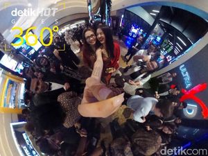 Melihat Para Bintang di Red Carpet Rudy Habibie dari Sudut 360 Derajat