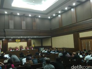 Nama Kajati DKI Disebut dalam Percakapan Terdakwa Suap PT BA