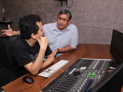 Di Balik Layar Para Bintang Utama Sabtu Bersama Bapak