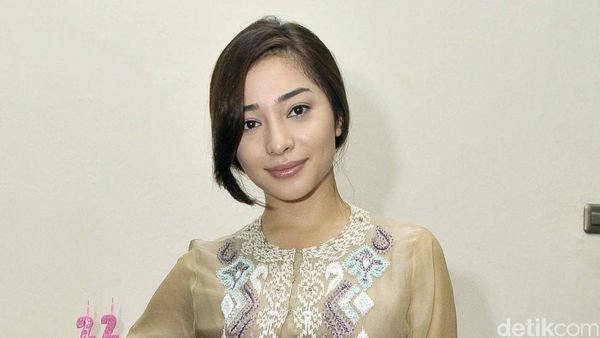 Nikita Willy Ultah ke-22, Wajah Teuku Wisnu saat Kecil