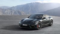 Porsche Panamera Anyar Resmi Diluncurkan