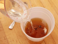 Mahasiswa UPN Yogyakarta Sulap Minyak Jelantah Jadi Sabun Cuci, Harganya Murah!