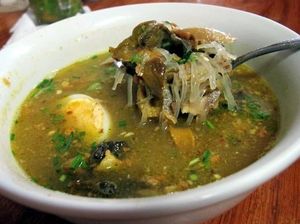 Slurp! Gurih Enak Soto Ayam Khas Jawa Timur Ada di 5 Tempat Ini
