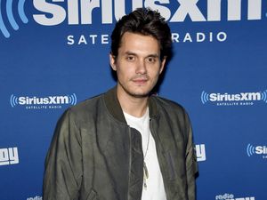 5 Fakta John Mayer yang Tiket Konsernya di Indonesia Langsung Habis 5 Fakta John Mayer yang Tiket Konsernya di Indonesia Langsung Habis