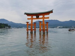 5 Alasan Kamu Harus Coba Liburan ke Hiroshima