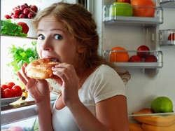 Tips Biar Tidak Cepat Lapar Saat Puasa