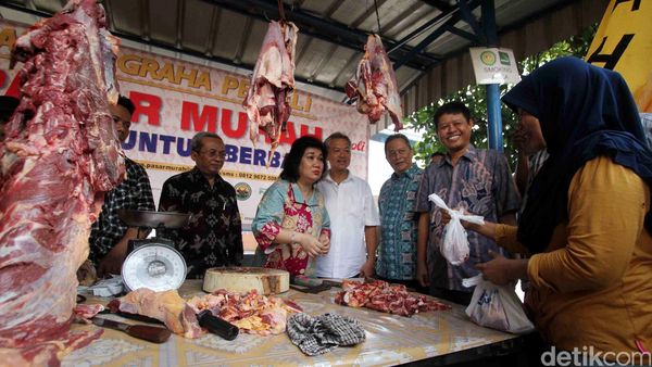 Tommy Winata jual Sembako dan Daging Murah