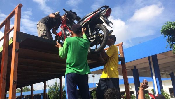 Sepeda Motor Pemudik Mulai Tiba di Solo