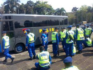 186 Personel Ditpolair Polda Jabar Kawal Pantai Selama Libur Lebaran