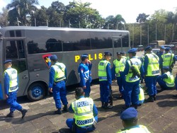 186 Personel Ditpolair Polda Jabar Kawal Pantai Selama Libur Lebaran