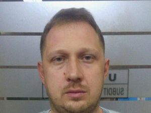 Ditipu Bule Polandia, Wanita Kaya Rugi Rp 1,3 Miliar Ditipu Bule Polandia, Wanita Kaya Rugi Rp 1,3 Miliar