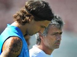Ada Ibra dan Mourinho, MU Pasti Juara Liga Inggris