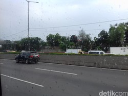 Pagi ini Volume Kendaraan di Ruas Tol Arah Jakarta Mulai Berkurang