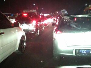 Tol Jakarta-Cikampek Masih Padat, Terurai Usai Rest Area di Km 39