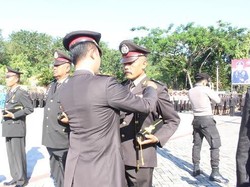 Empat Anggota Polres Sidoarjo Dapat Penghargaan dari Presiden