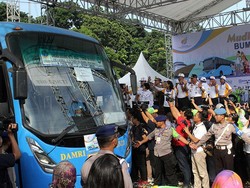 Bank BTN Berangkatkan Peserta Mudik Gratis di Parkir Timur Senayan