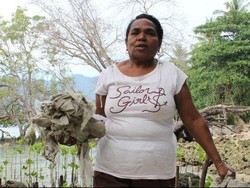 Martha Lotang, Perempuan Penanam Bakau dari Pulau Alor