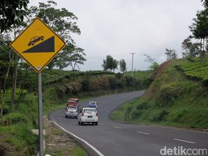 Pemprov Jabar Siap Bangun Jalur Lingkar Tanjakan Emen Pemprov Jabar Siap Bangun Jalur Lingkar Tanjakan Emen