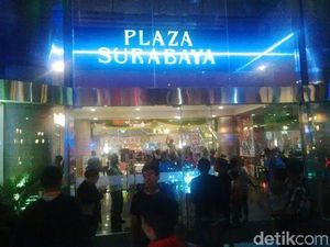 Kebakaran di Foodcourt Padam, Plaza Surabaya Kembali Dibuka