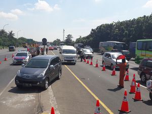 Tol Cikampek Macet, Rest Area KM 19 dan KM 33 Ditutup Sementara