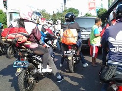 Pemudik Sepeda Motor Mulai Padati Ruas Jalan Dalam Kota