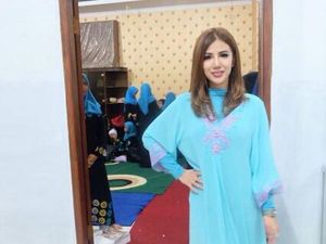 Ketika Vanya Shinta Berbagi dengan Sesama