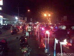 Ratusan Ribu Pemudik Motor dari Jakarta Lewati Karawang