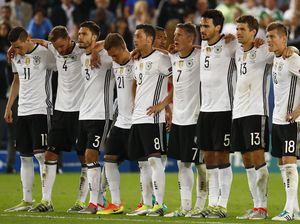 Neuer: Tim Terbaik Lolos