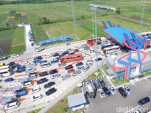 Macet Horor Brexit, Pengatur Tol: Masyarakat Ngeyel Dibilang Macet Nggak Percaya