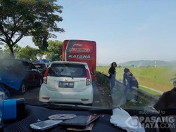 Derita Gunawan: Berangkat Sabtu dan Masih Terjebak Macet di Ketanggungan