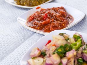 Pedas Mantap, Racikan Sambal Pelengkap Ketupat