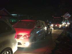 Pemudik Masih Terjebak Kemacetan di Jalur Ketanggungan Brebes