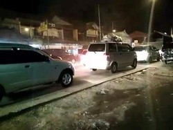 BBM Masih Jadi Buruan para Pemudik dan Warga di Brebes, Antre Panjang di SPBU